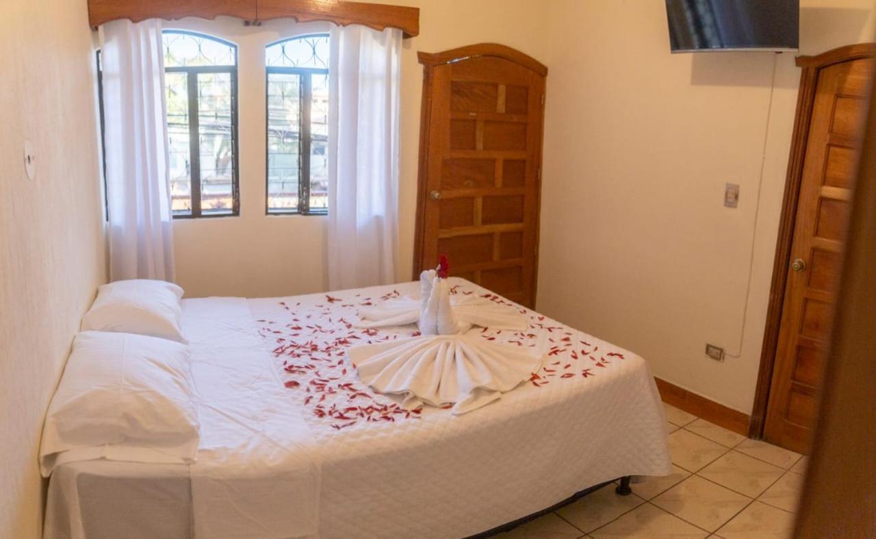 Hotel Los Manantiales باناخاتشيل المظهر الخارجي الصورة